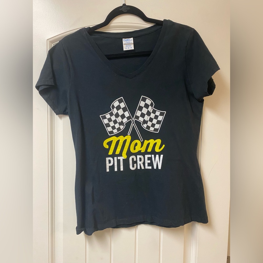 Black 'Mom Pit Crew' T-Shirt
